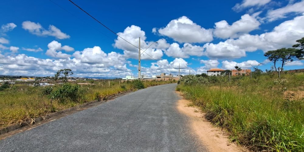 Lote plano no Condomínio Bicas (2)