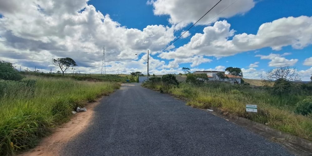 Lote plano no Condomínio Bicas (3)